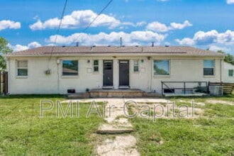 Building Photo - 6429 E Cottonwood Ln