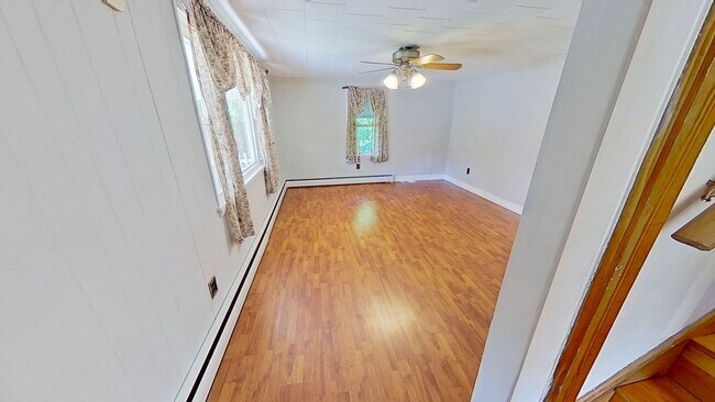 Building Photo - Single Family Home
