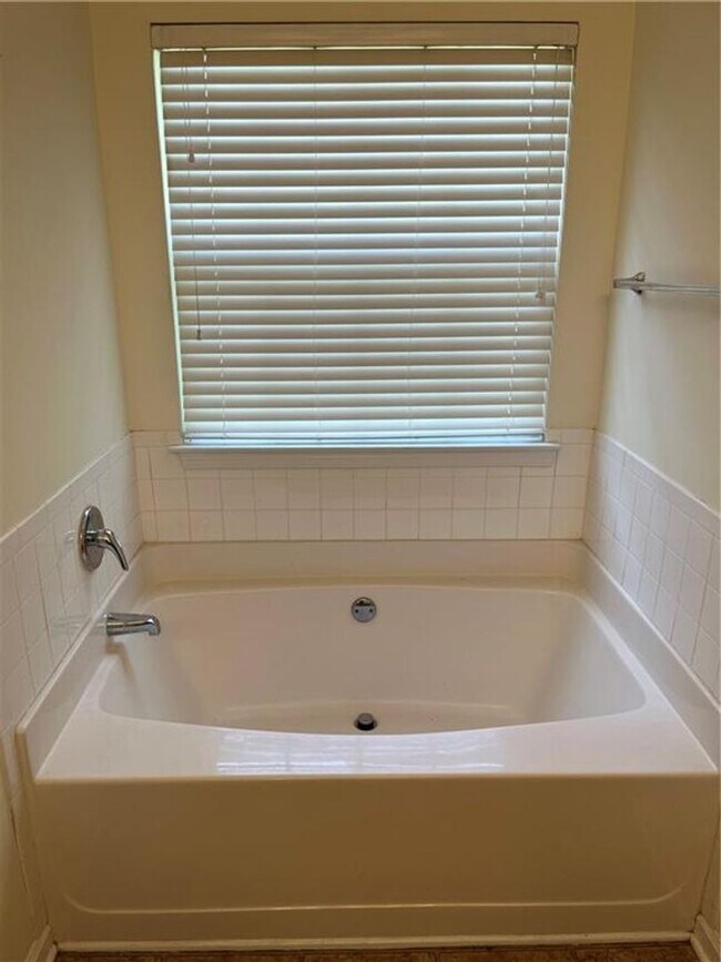 Building Photo - Douglasville Rental