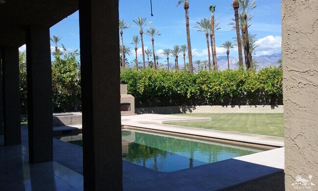 Building Photo - 70520 Gardenia Ct