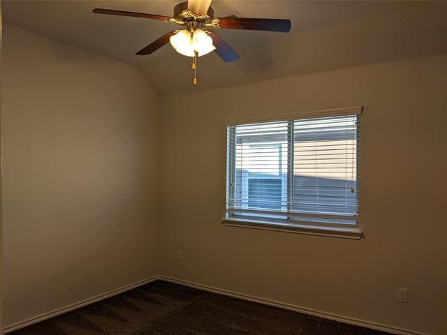 Building Photo - 209 Meadows Dr