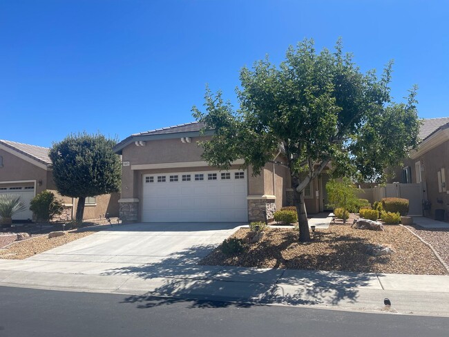 Primary Photo - Apple Valley-Del Web Home, 2 Bedrooms,2 Ba...