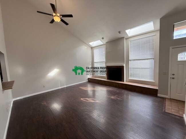 Building Photo - 1608 Hood Rd