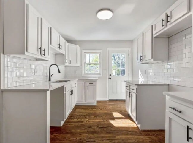 Building Photo - Cape Cod Style 4 Bedroom Home - Newly Remodeled with a Partially Finished Basement!