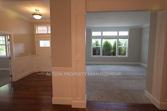 Building Photo - Beautiful 3 bed 2 bath home in Sequim