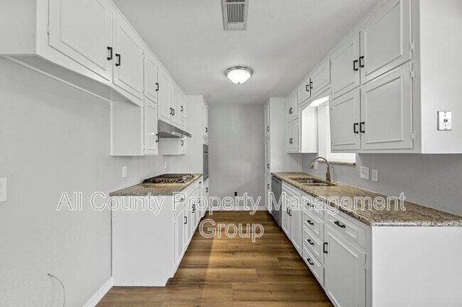 Building Photo - 3108 Shady Brook Dr
