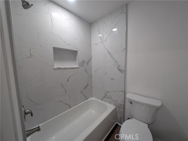 Building Photo - 6180 Fremont Cir