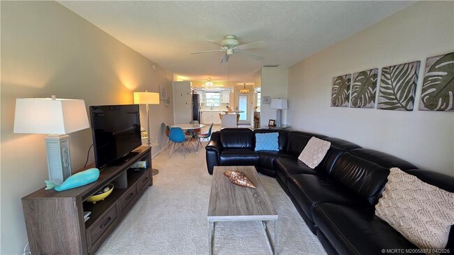 Building Photo - 2929 SE Ocean Blvd