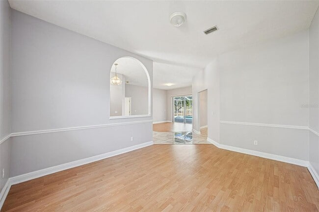 Building Photo - 918 Academy Dr