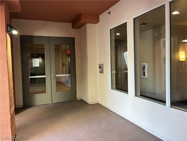 Building Photo - 43 E Agate Ave