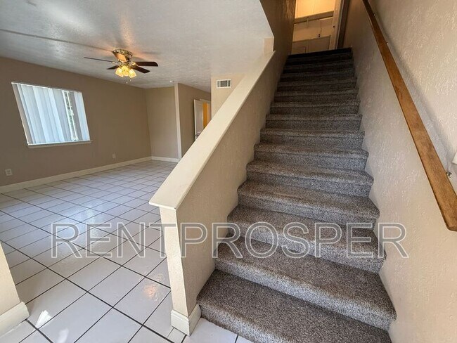 Building Photo - 4046 Shakespeare Rd