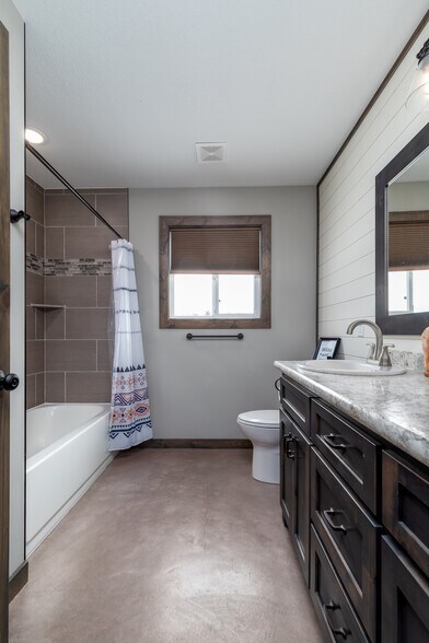 Building Photo - 13150 11th Ave SW