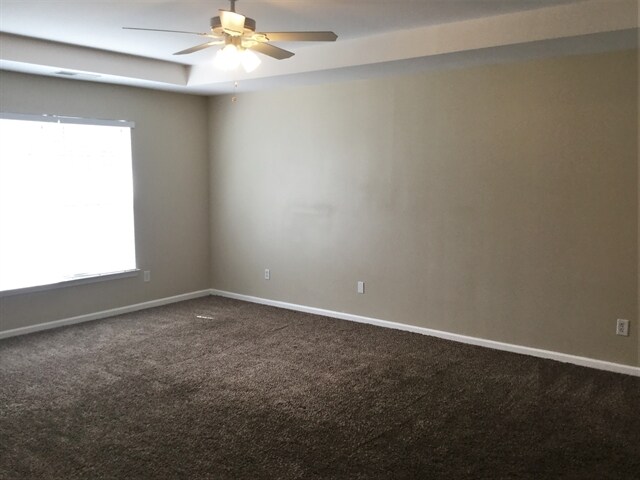 Building Photo - 138 Edgington St