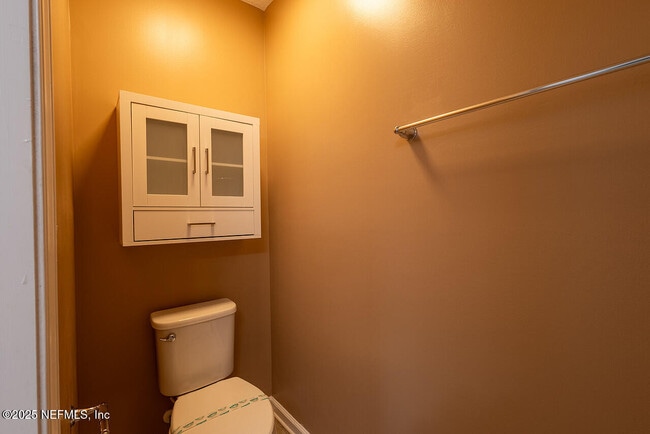 Building Photo - 9439 High Meadow Ln