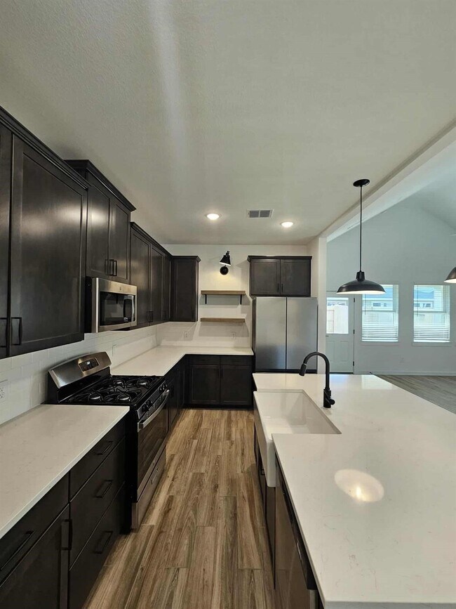 Building Photo - 8438 Tranquil Bay Ct