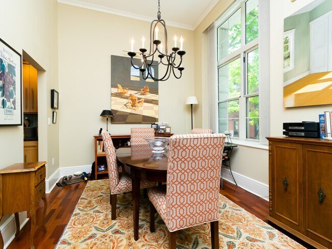 Building Photo - 30 Monument Sq