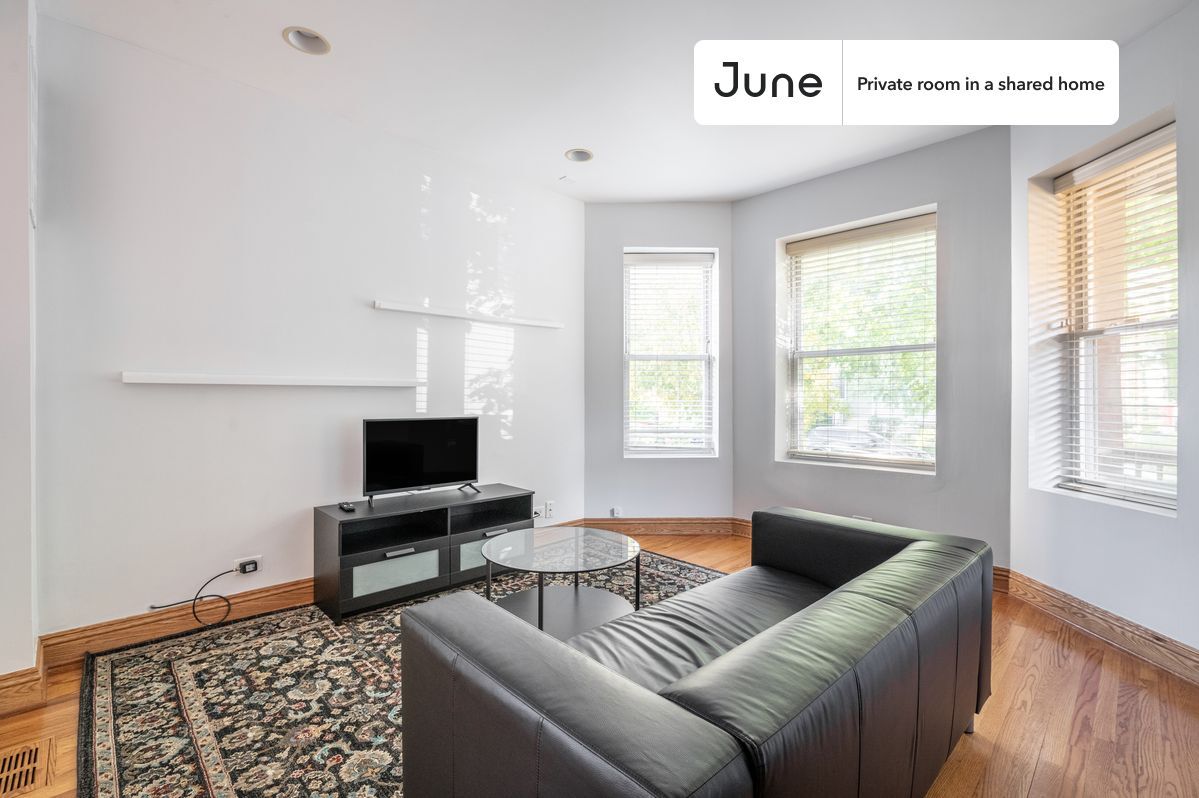 Building Photo - Room in Shared 4 bed/2 bath home