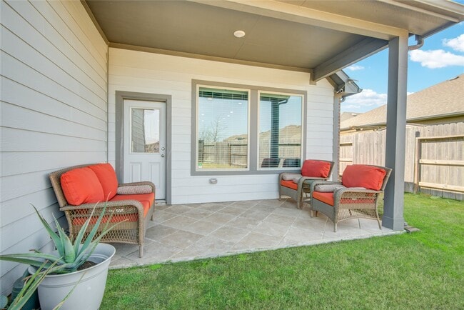 Building Photo - 2815 Torrey Pines Dr