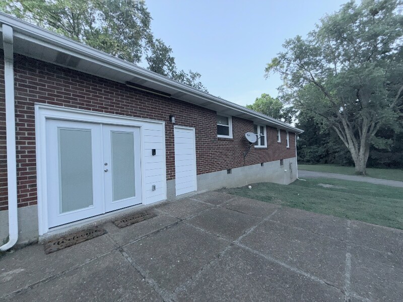 Building Photo - 1315 Bell Grimes Ln