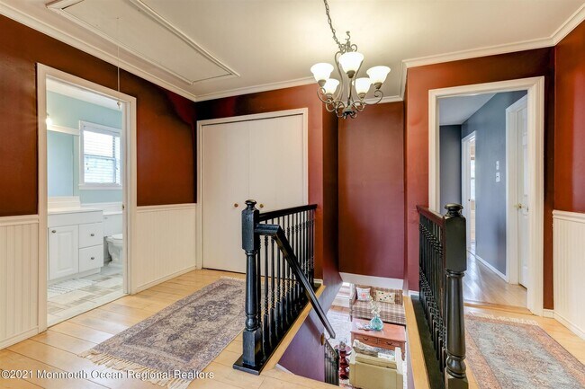 Building Photo - 226 Teasdale Pl