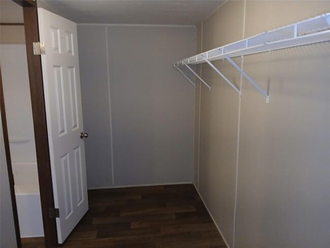 Building Photo - 7070 FM1115