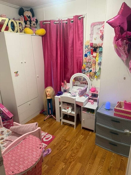 Building Photo - 1380 N Washington Ave