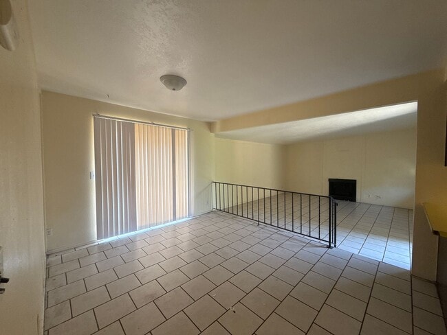 Building Photo - 7926-7928 Diana Marie Dr.