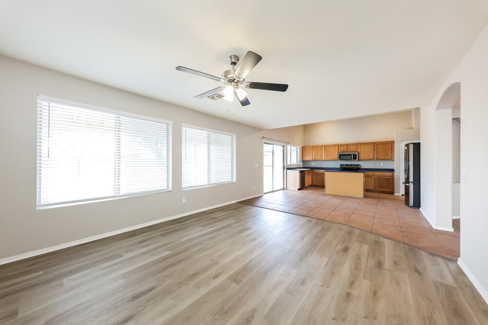 Building Photo - 14711 W Ely Dr