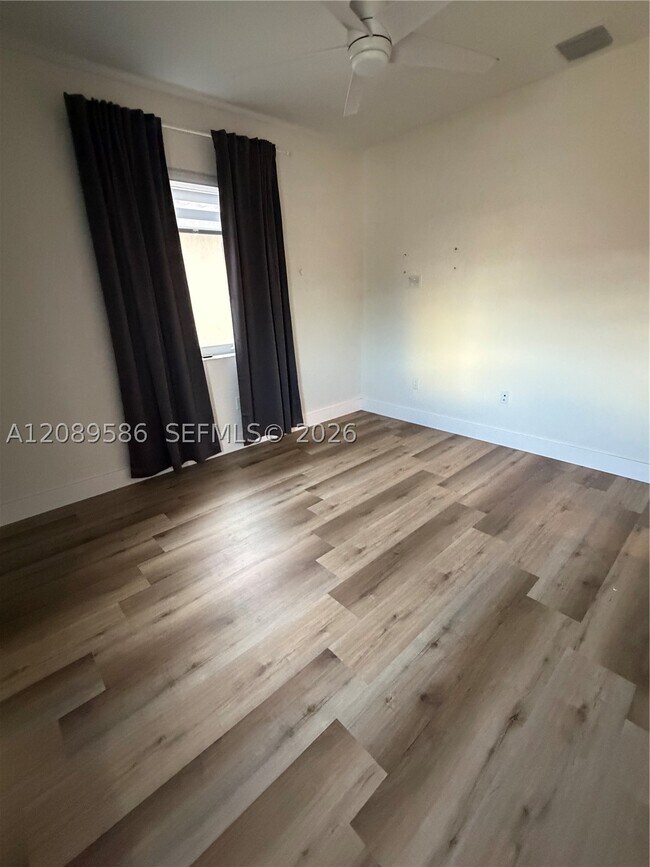 Building Photo - 23602 SW 115 Ct