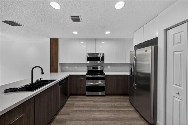 Primary Photo - 744 NW 42nd Pl