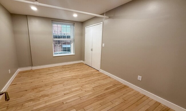 Building Photo - 48 Winter St