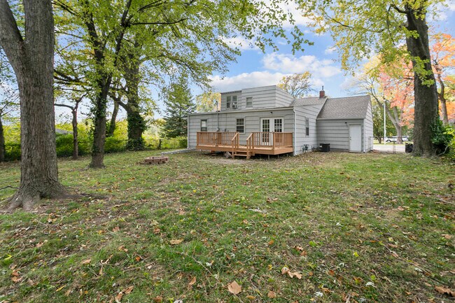 Building Photo - 5119 Woodson Rd