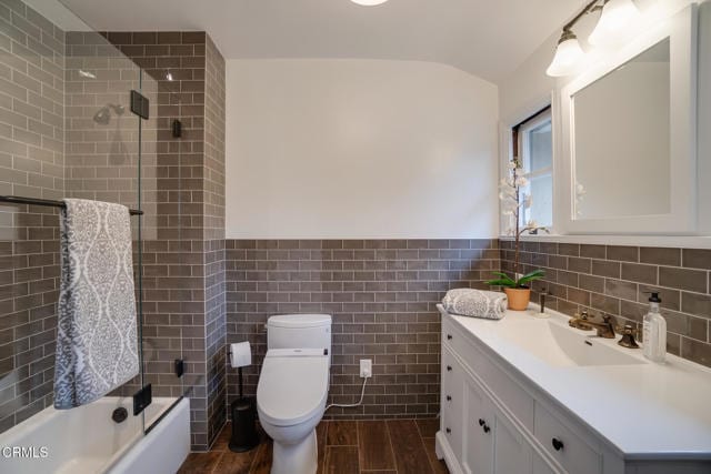 Building Photo - 584 Rosemont Ave