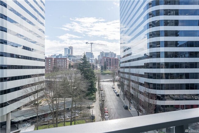 Building Photo - 1Bd/1Ba Seattle Condo