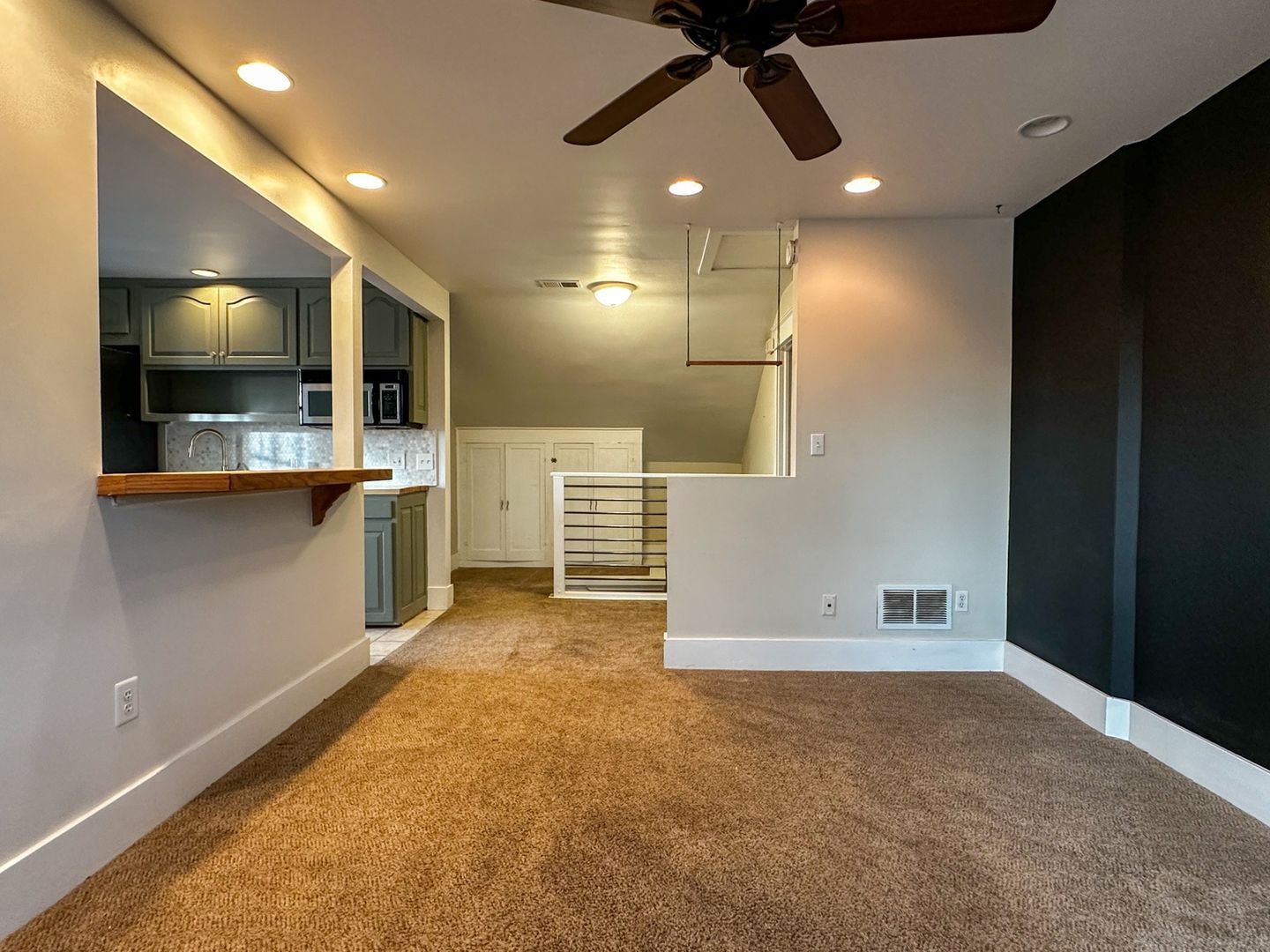 Building Photo - 1615 Carr St