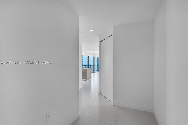 Building Photo - 1300 S Miami Ave