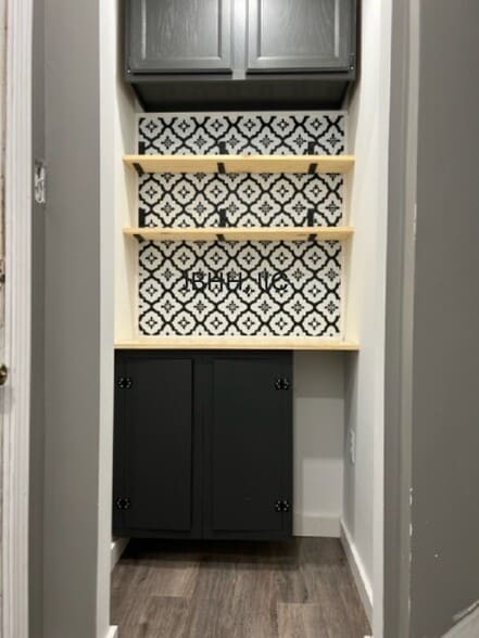 Pantry - 2821 N Avalon Pl