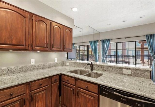 Building Photo - 5100 Verde Valley Ln