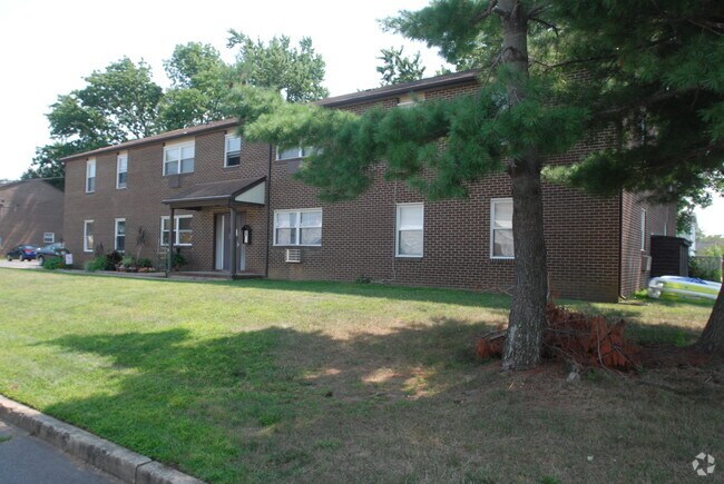 Building Photo - Cherry Court