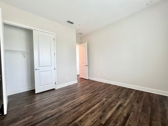 Building Photo - Elegant 2-Story Home, Certified Energy-Eff...