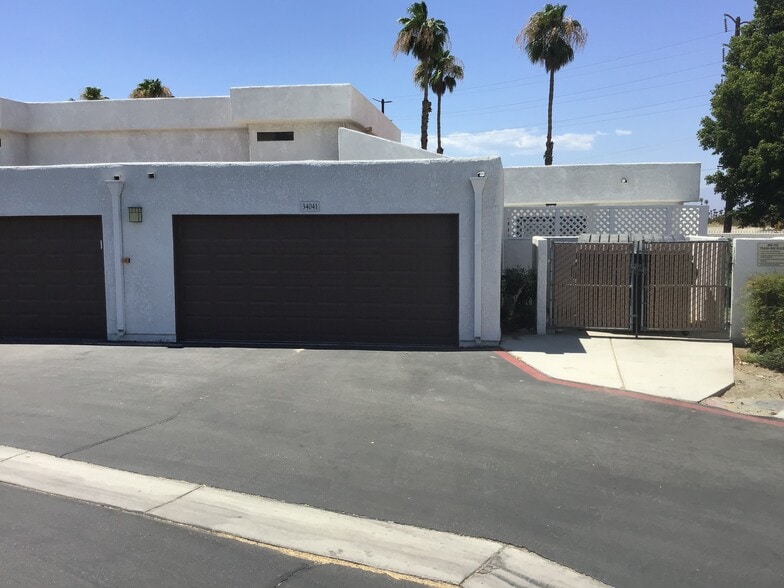 Building Photo - 34041 Emily Way