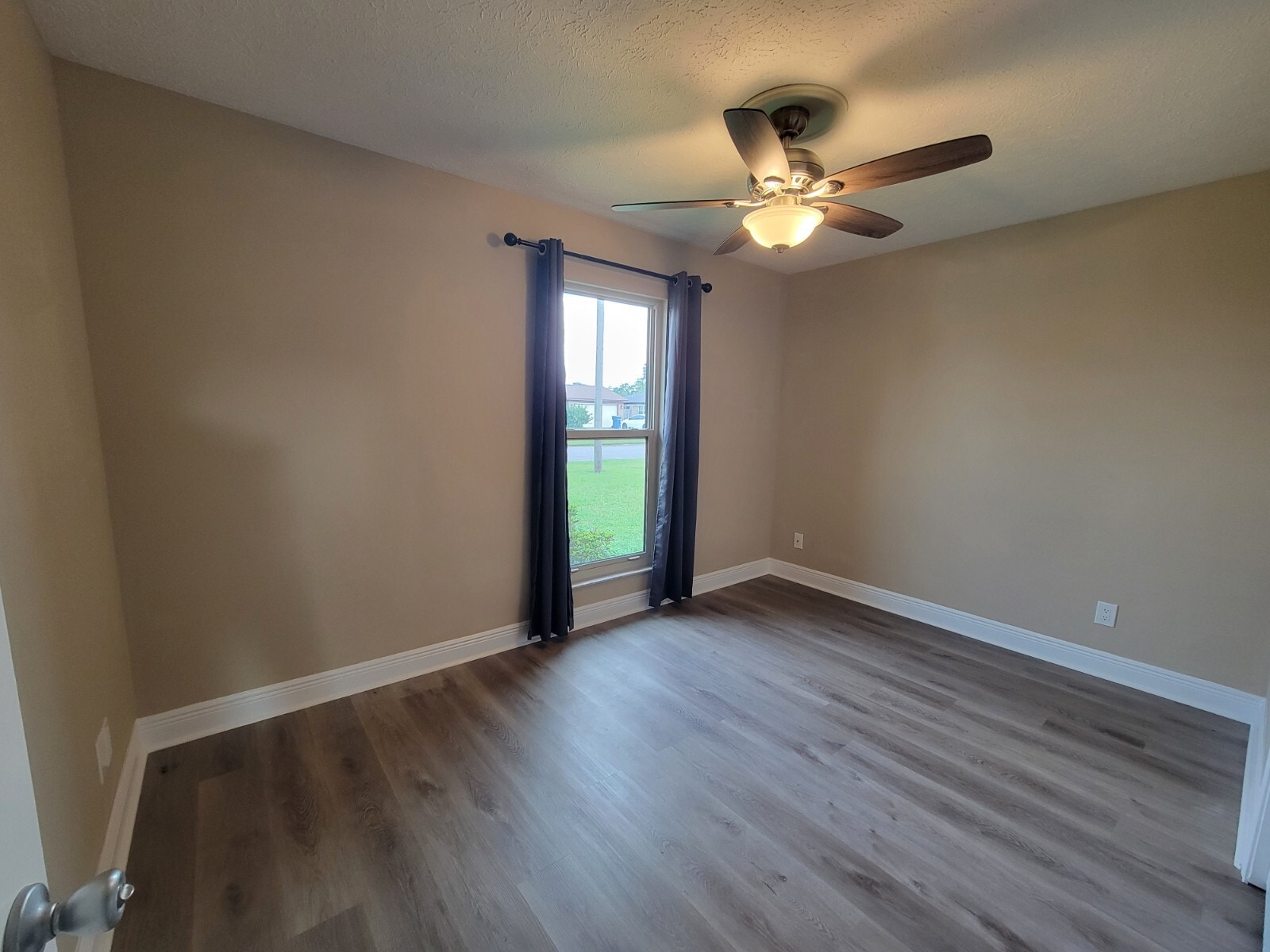 3rd bedroom - 3136 Lawton Ct