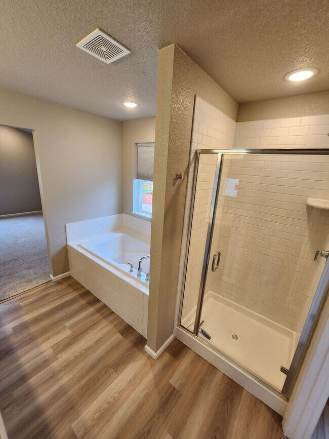 Building Photo - Beautiful Home in Meridian Ranch