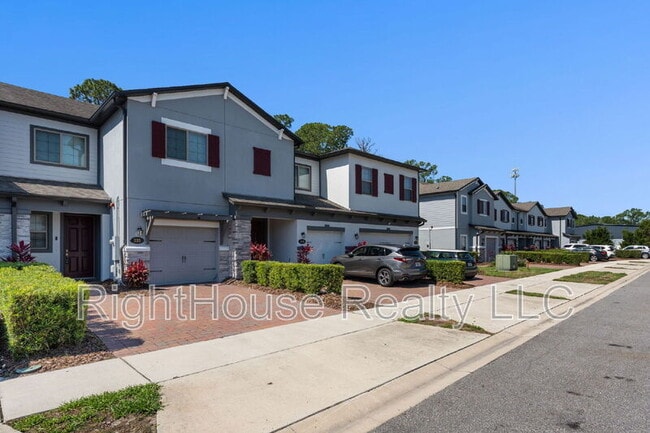 Building Photo - 323 Rustic Loop