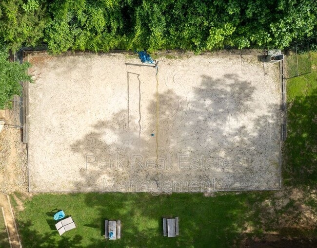 Building Photo - 201 Howell St