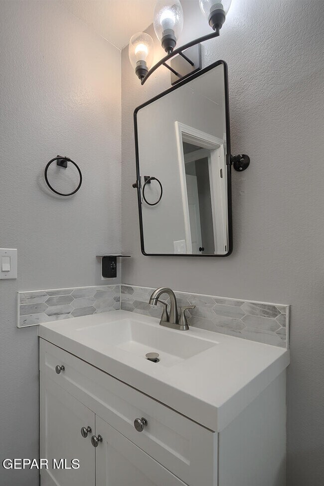 Building Photo - 4917 Marcella Santillana