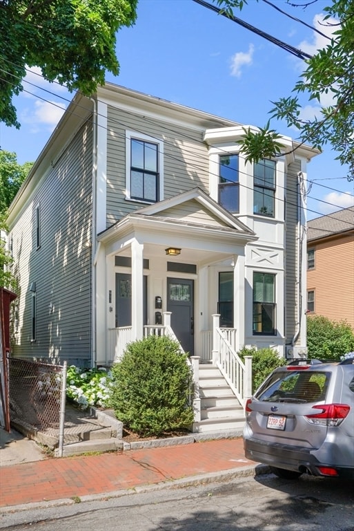 Building Photo - 619 Franklin St