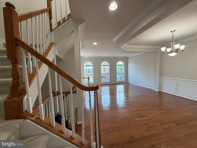 Building Photo - 5669 Faircloth Ct