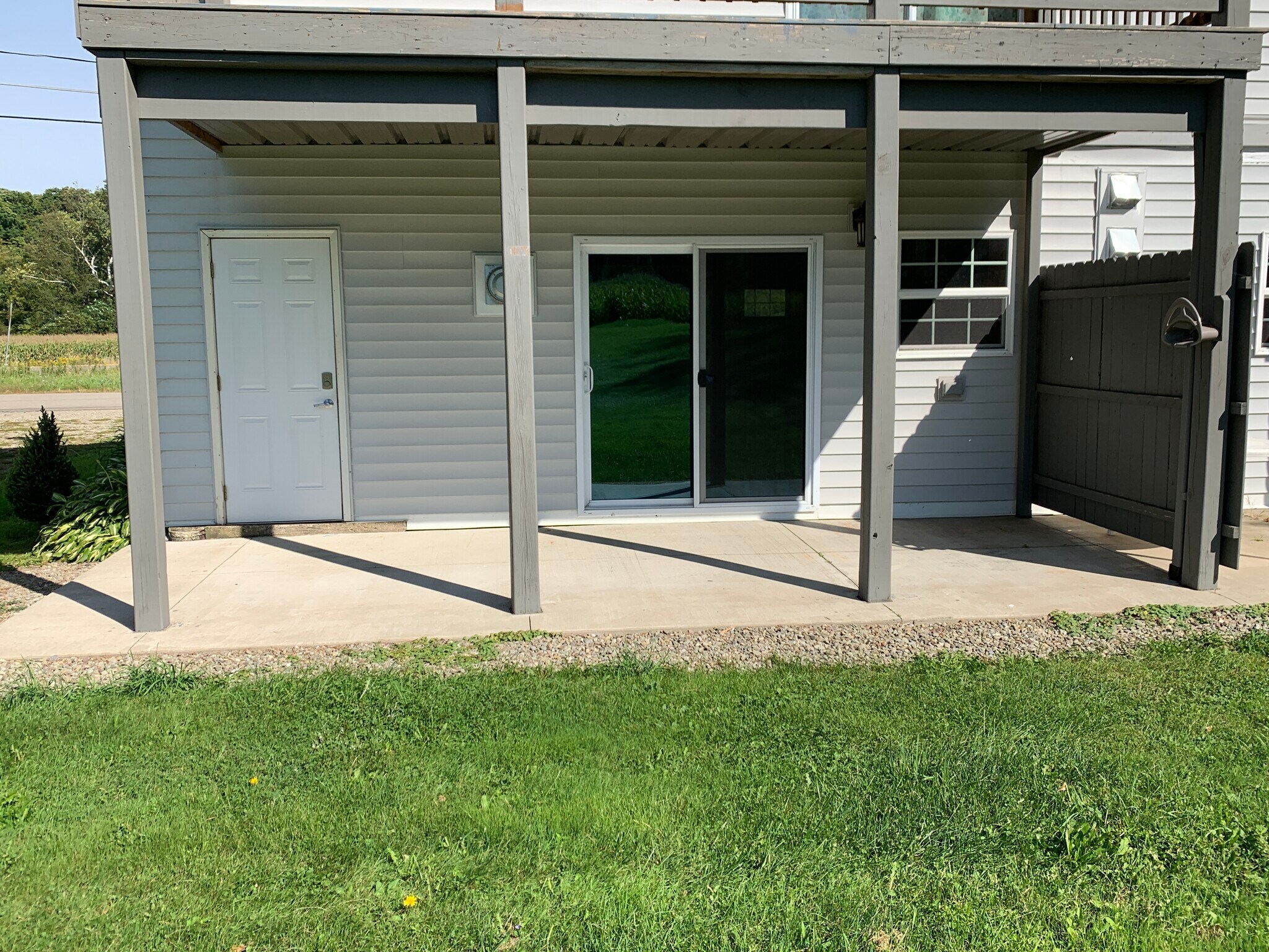 Building Photo - 1602 French Creek Mina Rd