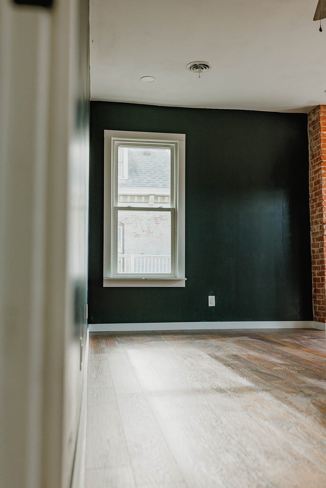 Building Photo - 503 Church St